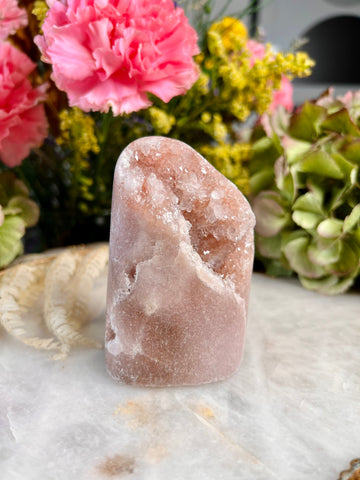 Grade AAA+ Natural Pink Amethyst Geode Freeform from Brazil, Meditation and Healing Crystal 349g