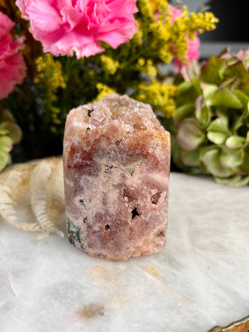 Grade AAA Natural Pink Amethyst Geode Freeform with Green Jasper, Geode Opening at top, Meditation and Healing Crystal 305g