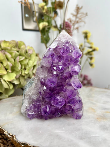 Grade AA Natural Brazilian Amethyst Geode Cutbase Tower, with Agate and Quartz, 764g ACT24