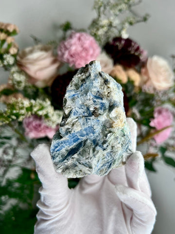 Grade AA Natural Blue Kyanite with Mica, Crystal Healing, Protection, Enhanced Energy and Clarity BK25, 212g