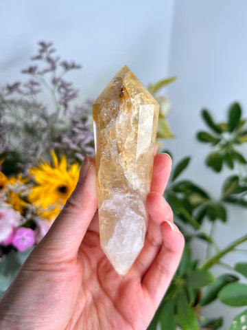 Grade AA 12-Sided Golden Healer Vogel Wand with Rainbow - Double Terminated for Powerful Healing and Energy Amplification, GVC12, 149g