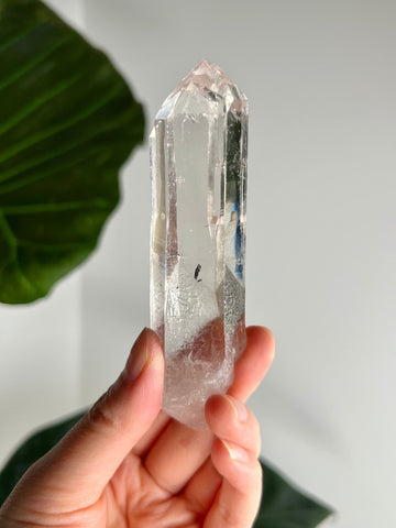 Grade AAA+ Natural Lemurian Cathedral Points with Black Hematite Inclusion - Collector Piece from Diamantina, Brazil LCC04,104g