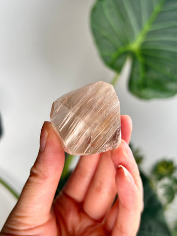 Grade AAA Natural Rutile Amphibole Quartz, Angel Phantom Quartz - from Taquaraçu de Minas, Brazil AFC19, 54g