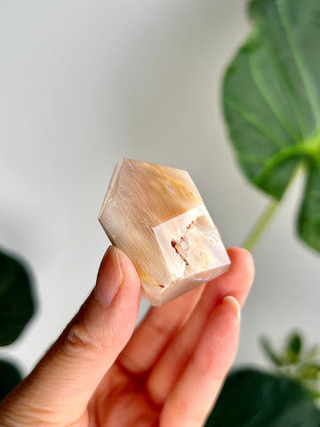 Grade AAA Natural Semi-Polished Amphibole Quartz, Angel Phantom Quartz - from Taquaraçu de Minas, Brazil AFC15, 34g
