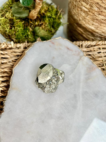 Grade AA Natural Pyrite from Peru – Protection Stone, Solar Plexus, Wealth Manifestation PRP12, 63g