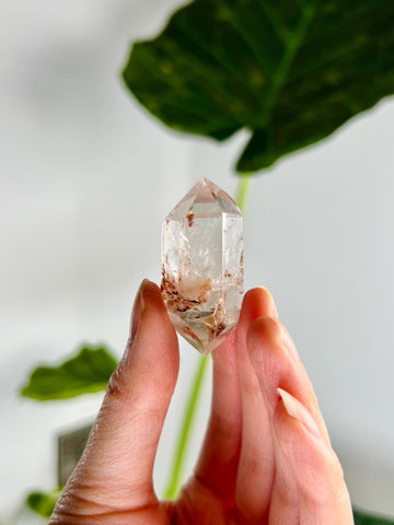 Grade AA Natural Quartz DT with Hematite, Iron Inclusion - Double-Terminated Quartz from Diamantina, HQC06, 22g