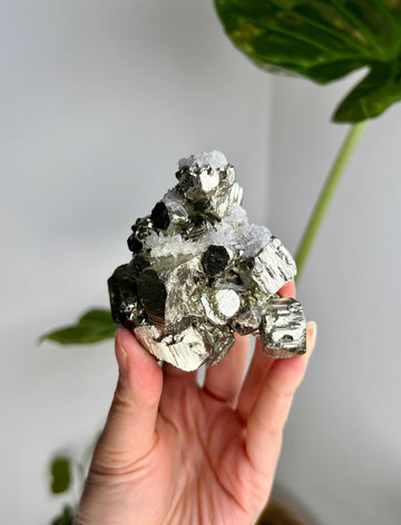 Grade AA Natural Pyrite with Quartz from Peru – Protection Stone, Solar Plexus, Wealth Manifestation PRP27, 333g