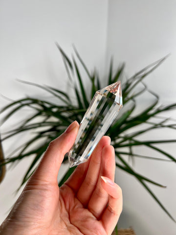 Grade AAA+ Natural Lemurian Seed Quartz 24-Sided Vogel Wand - Top Quality, Perfectly Crafted, Travel Size LVT01, 79g