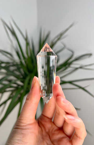 Grade AAA+ Natural Lemurian Seed Quartz 24-Sided Vogel Wand - Top Quality, Perfectly Crafted, Travel Size LVT10, 45g
