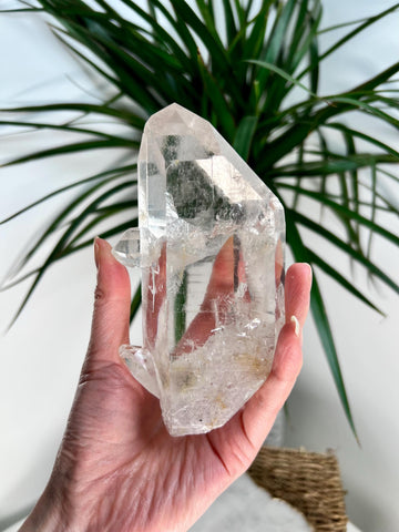 RARE Grade AAA Cathedral Lemurian Quartz – Unique Soulmate Bridge Formation with Rutile and Key,from Diamantina, Brazil LCC09, 574g
