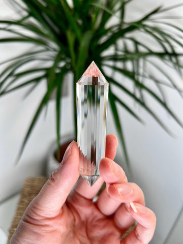 Grade AAA+ Natural Lemurian Seed Quartz 24-Sided Vogel Wand - Top Quality, Perfectly Crafted, Travel Size LVT15, 45g