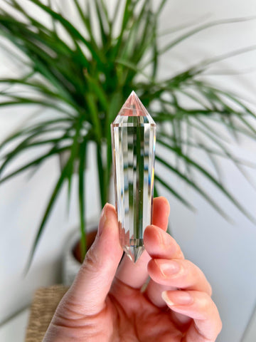Grade AAA+ BLUE NEEDLE Lemurian Seed Quartz 24-Sided Vogel Wand - Top Quality, Perfectly Crafted, Travel Size LVT23, 44g