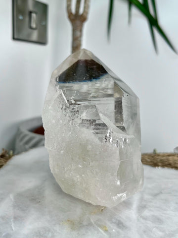 Grade AA Large Cathedral Lemurian Quartz Point – Phantom, Rutile, Rainbows, and Self-Healed, 1.054kg, from Diamantina, Brazil, - LCC10