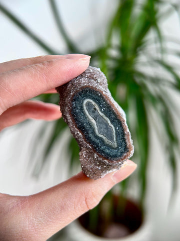 Grade A+ Natural Druzy Jasper Stalactite Eye from Uruguay – Rainbow Amethyst, Heart, Sacral and Root Chakra, US98, 68g
