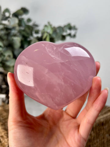 Grade AA Rose Quartz Heart with Rainbow & Starlight | High-Vibe Crystal from Madagascar | Love • Healing • Radiance, RH05, 435g