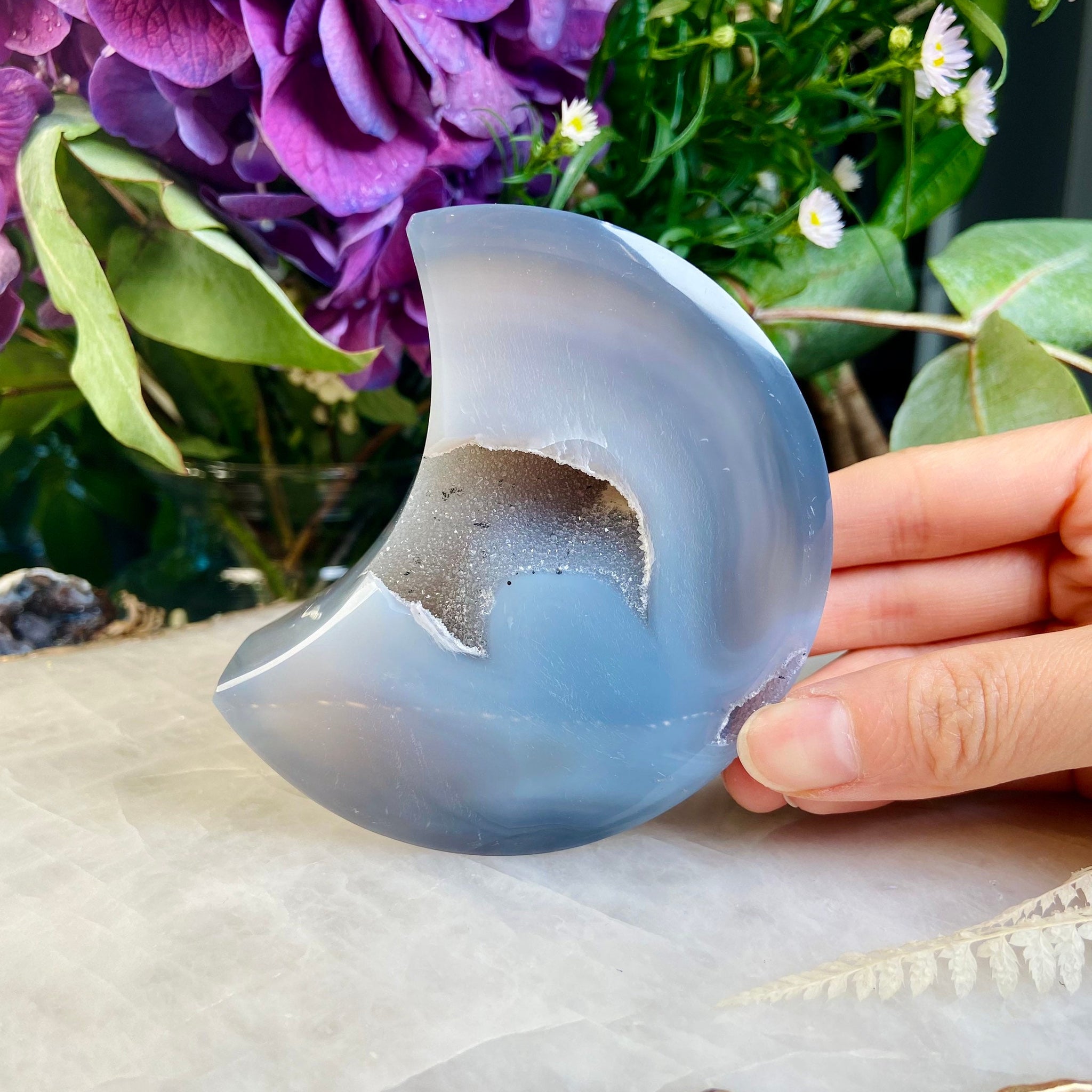 Natural Grey Agate Moon with Druzy Geode, Grade AAA+, Luna Ritual, Energy Protection, House Blessing, Balancing Stone 386g
