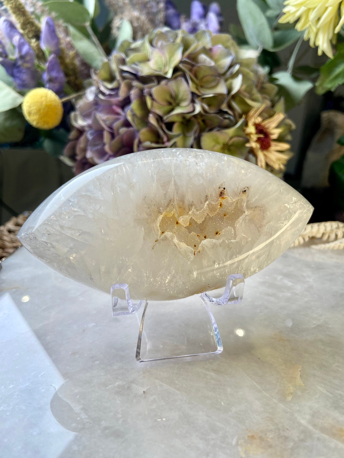 Grade AAA Brazilian Agate Quartz Sugar Geode, Energy Protection, Third Eye Opening, Manifestation Crystal 206g