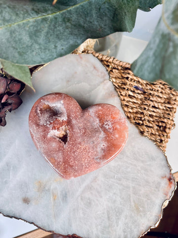 Grade AAA Natural Pink Amethyst Heart with Geode, Druzy & Hematite - Emotional and Spiritual Healing Powerhouse 477g