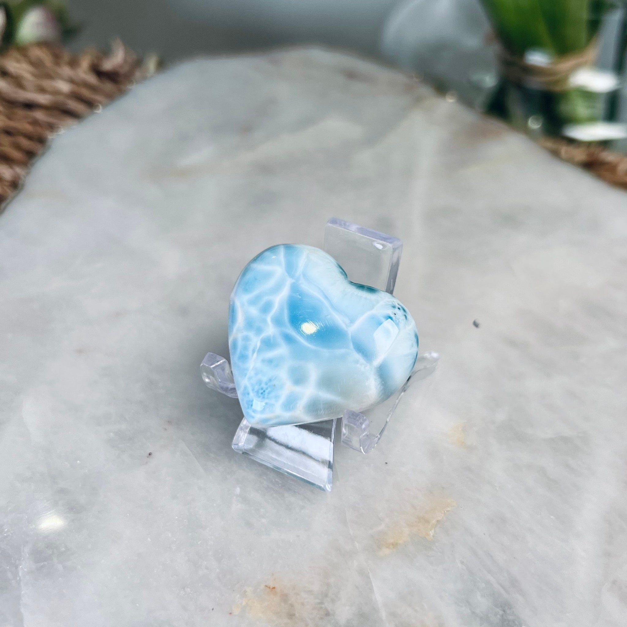 Grade AAA Natural Larimar Heart Cabochon from the Dominican Republic, Inner Wisdom and Manifestation Crystal 18g, 32mm*30mm*10mm