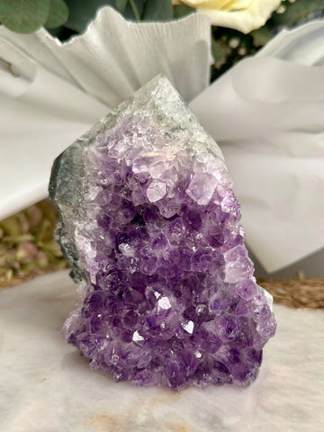 Grade AA+ Natural Brazilian Amethyst Geode Cutbase Tower with Agate, crystal healing home decor 803g ACT35