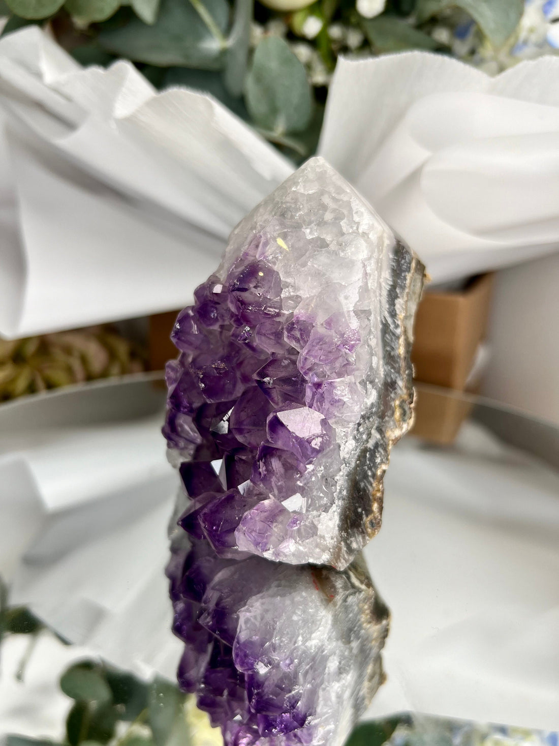 Grade AA+ Natural Brazilian Amethyst Geode Cutbase Tower with white agate, crystal healing home decor 432g ACT27