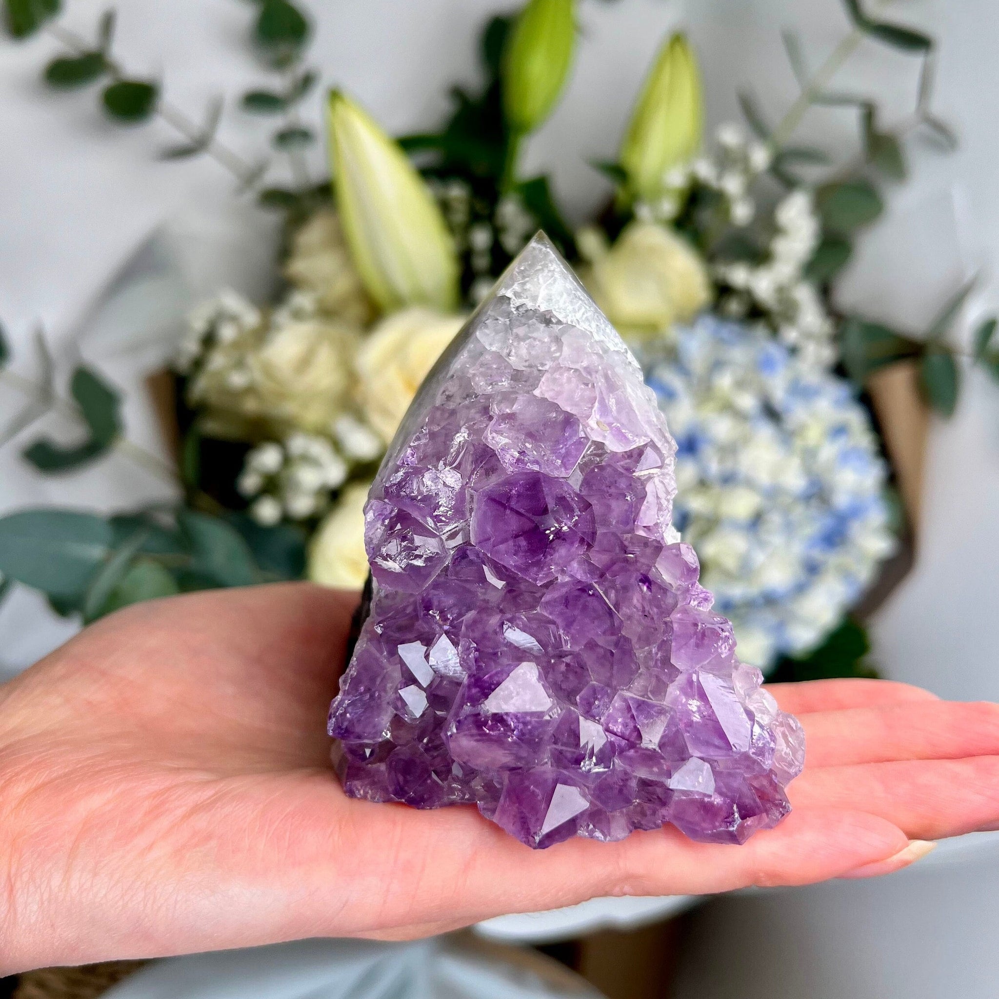 Grade AA+ Natural Brazilian Amethyst Geode Cutbase Tower with Agate, crystal healing home decor 470g ACT29