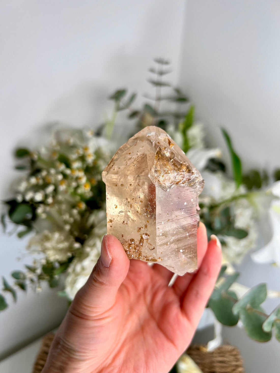 Grade AAA Natural Golden Citrine Cathedral Point with Golden Mica- Super Extra Quality, CCH02, 183g