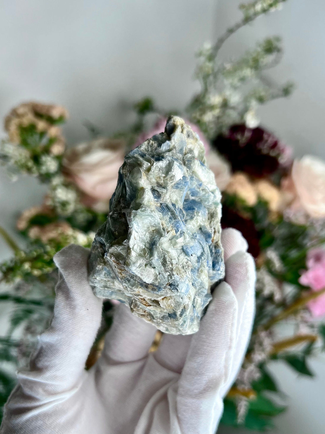 Grade AA Natural Blue Kyanite with Mica, Crystal Healing, Protection, Enhanced Energy and Clarity BK25, 212g