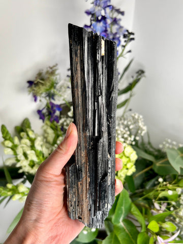 Grade AA Raw Black Tourmaline Specimen - The Ultimate Shield for Energy Purification, Grounding & EMF Protection 714g BTG18
