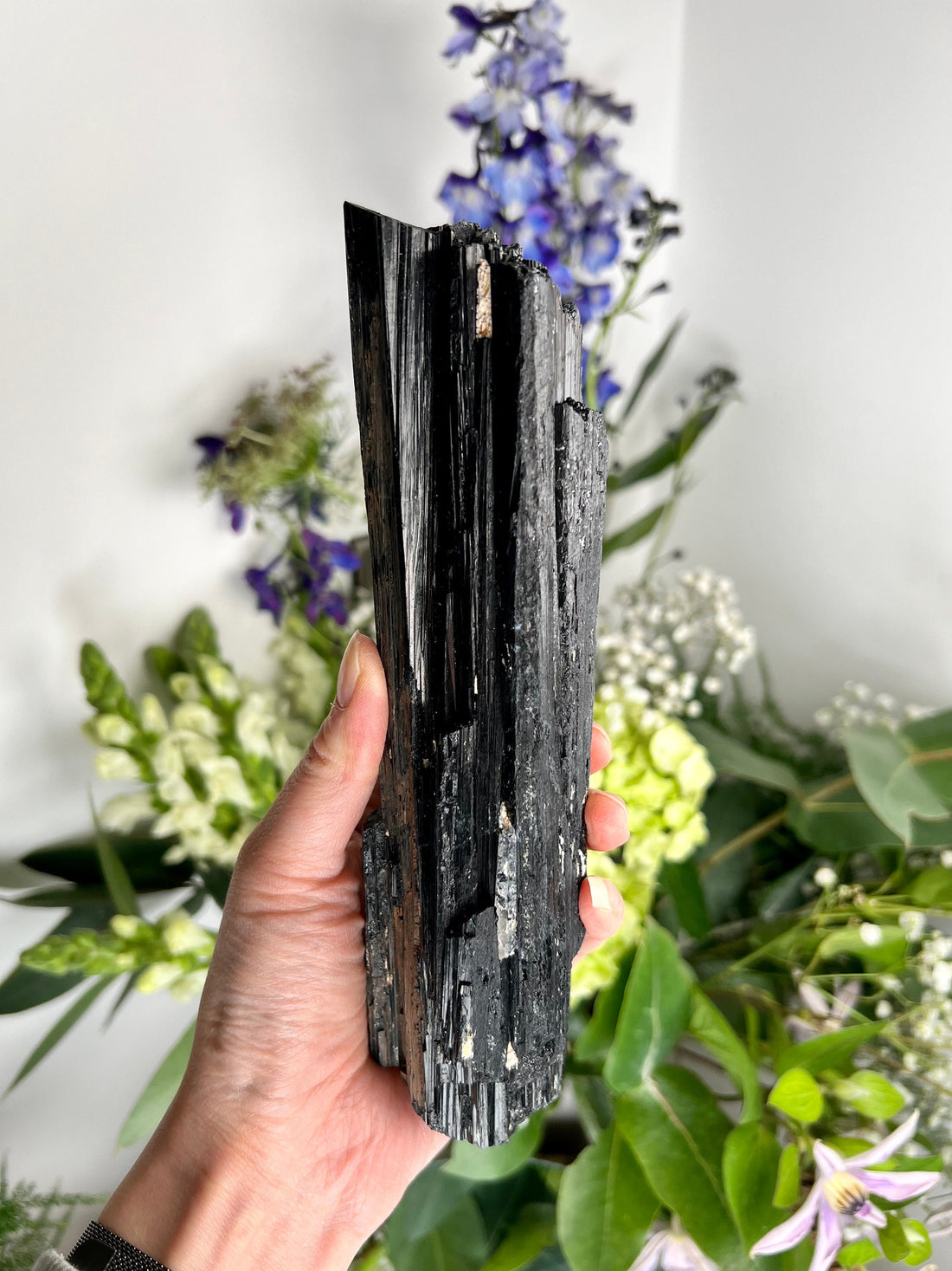 Grade AA Raw Black Tourmaline Specimen - The Ultimate Shield for Energy Purification, Grounding & EMF Protection 714g BTG18