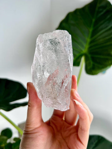100% Natural Hight-Quality Root Lemurian Quartz - Self-Healed and Etched Crystal from Serra do Cabral, Brazil - LRC04, 185g