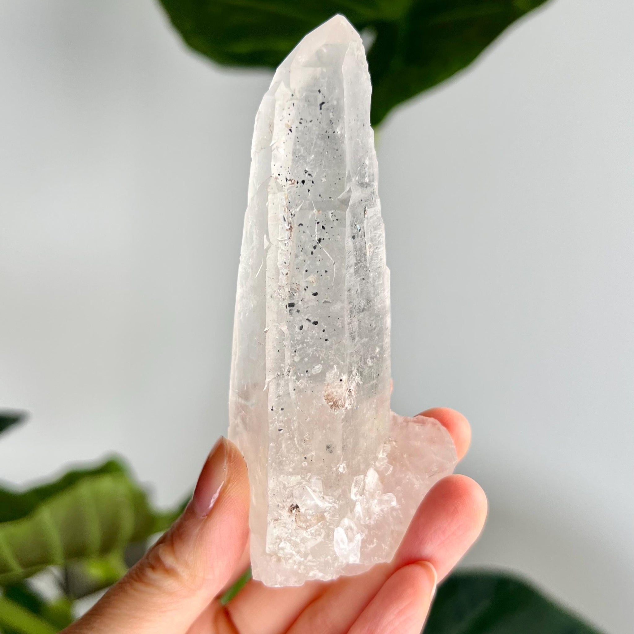 Grade AAA Natural Laser Quartz with Hematite Inclusion - Cathedral Formation from Batatal, Diamantina - SLH45, 146g