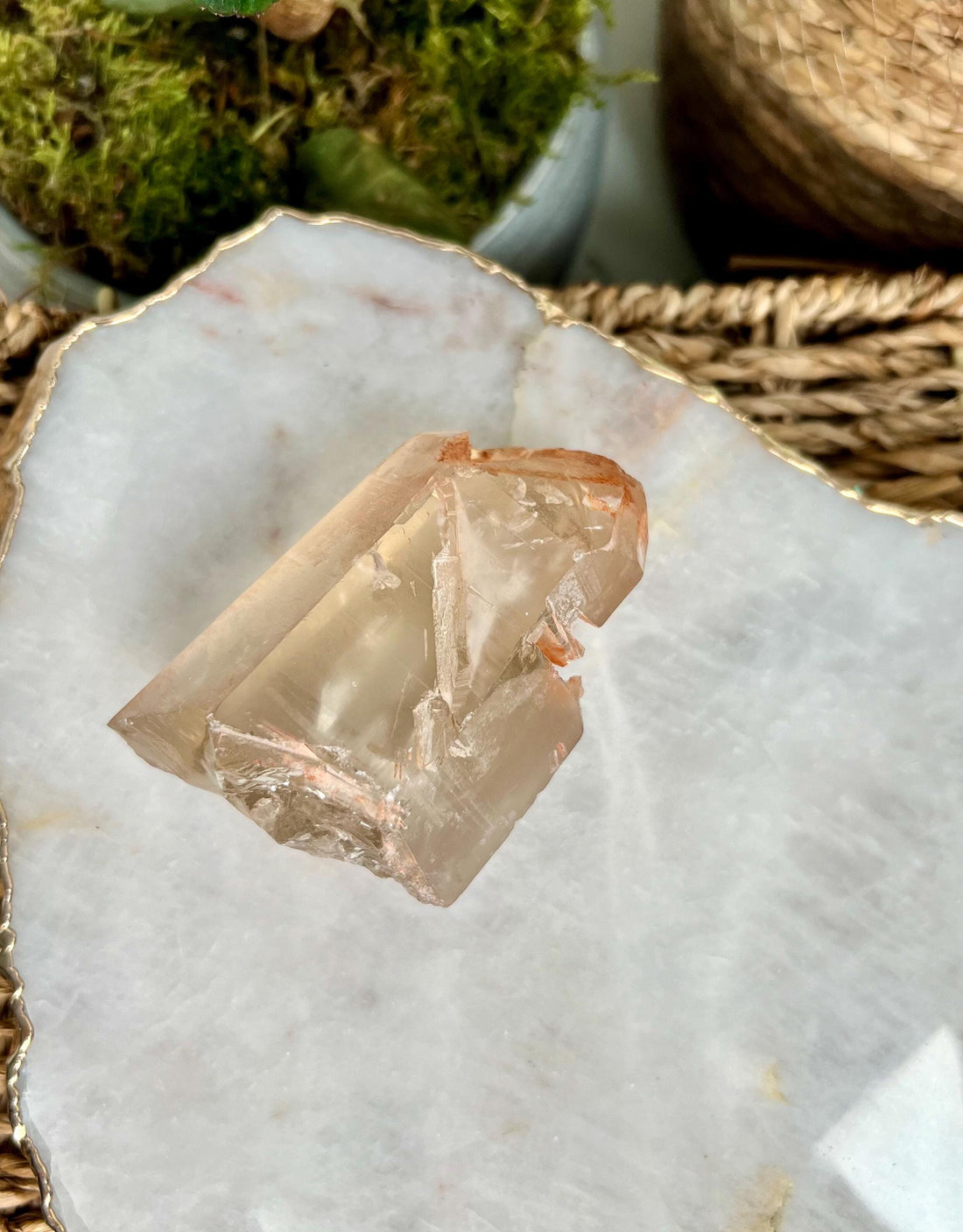 Grade A Golden Healer Shift Lemurian Quartz, Shift Quartz, Golden Healer Lemurian with Rainbow from Serra do Cabral, Brazil, GSL01, 212g