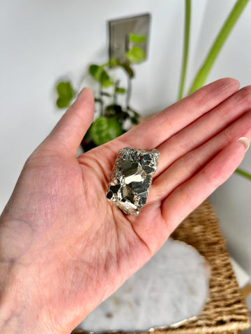 Grade A+ Natural Pyrite from Peru – Protection Stone, Solar Plexus, Wealth Manifestation PRP04, 56g