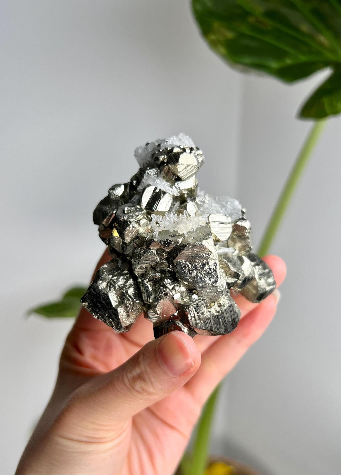 Grade AA Natural Pyrite with Quartz from Peru – Protection Stone, Solar Plexus, Wealth Manifestation PRP27, 333g