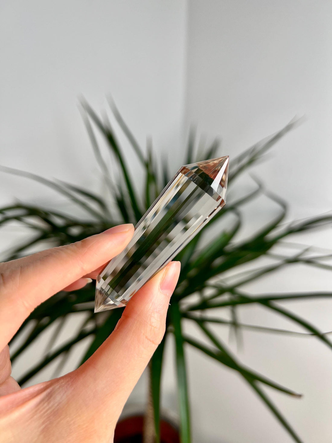 Grade AAA+ BLUE NEEDLE Smoky Lemurian Seed Quartz 24-Sided Vogel Wand - Top Quality, Perfectly Crafted, Travel Size LVT12, 49g