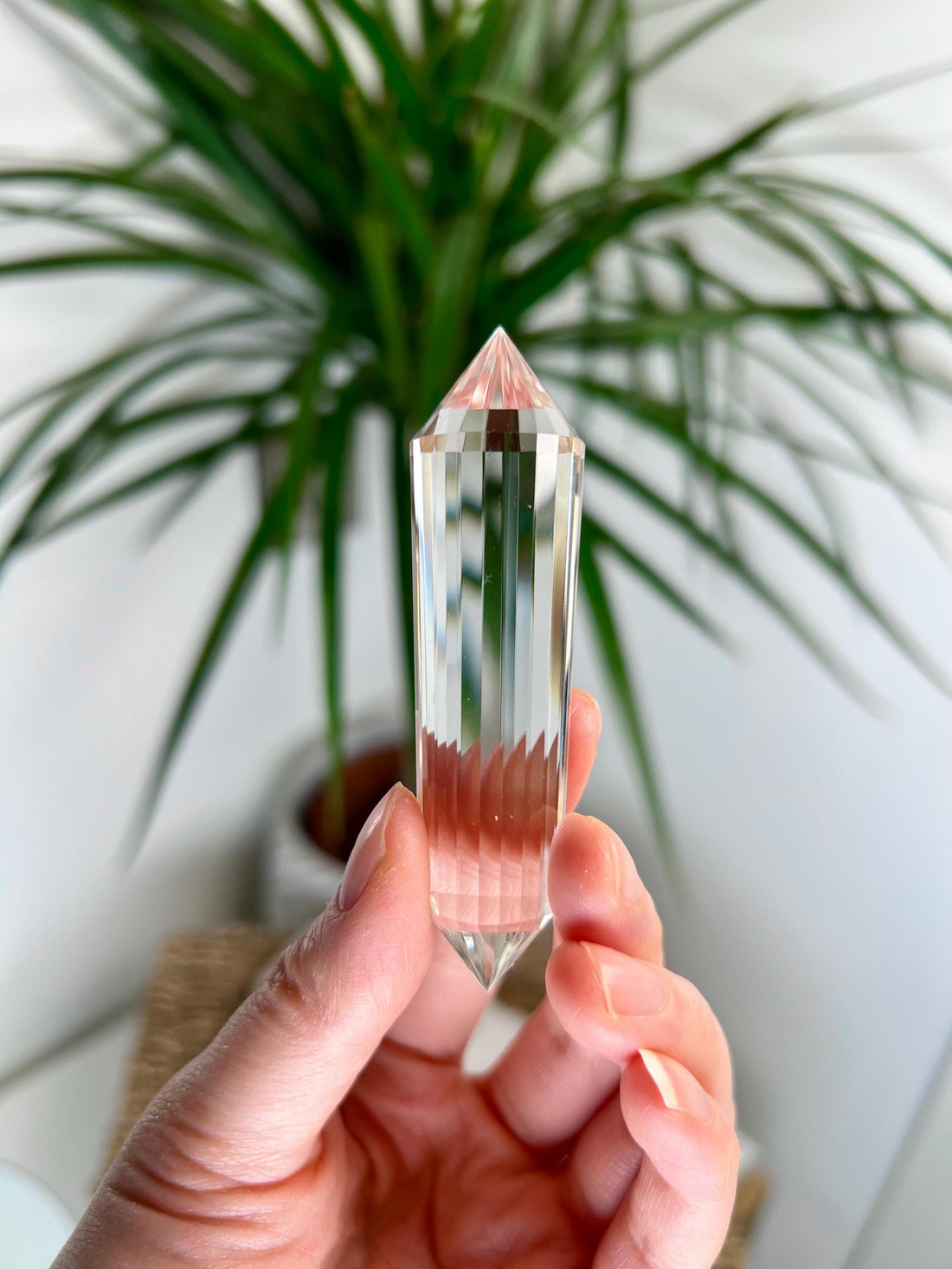 Grade AAA+ Natural Lemurian Seed Quartz 24-Sided Vogel Wand - Top Quality, Perfectly Crafted, Travel Size LVT15, 45g