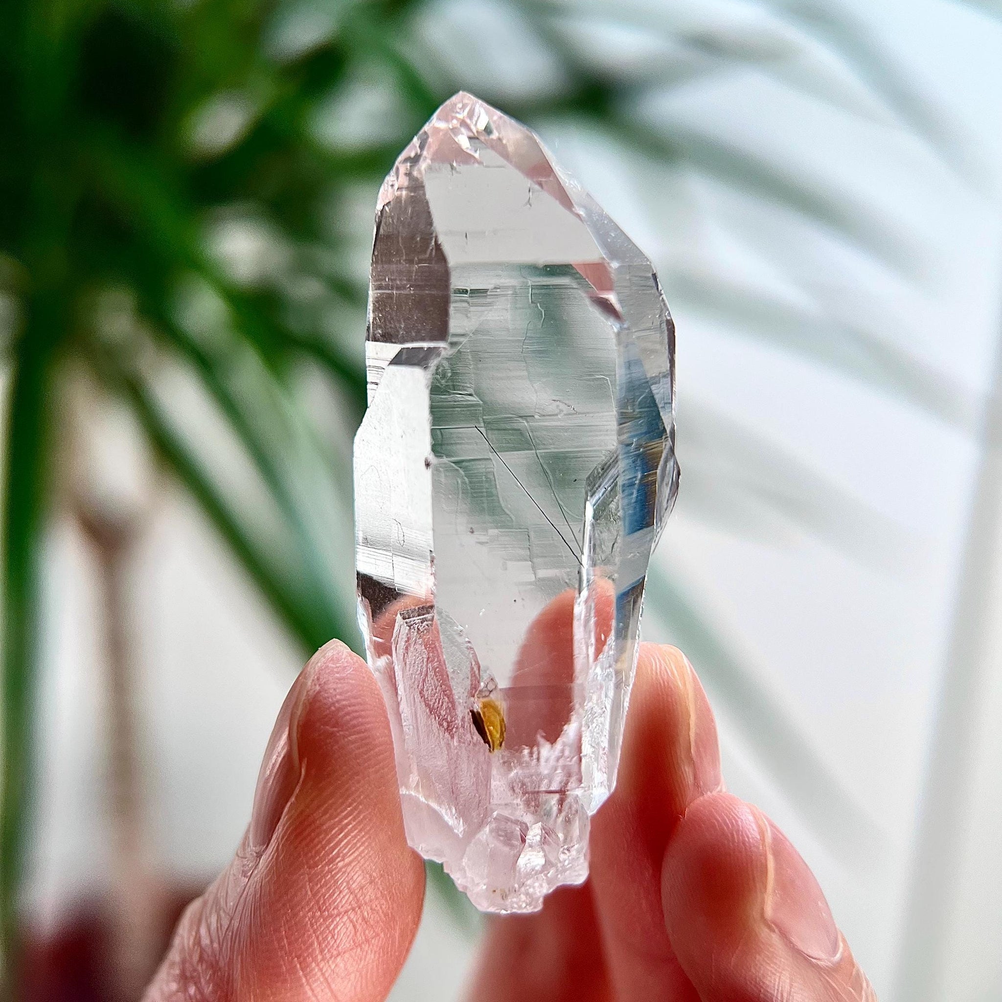 Grade AAA Self-healed Cathedral Lemurian Quartz Point with Iron and Black Needle Rutile, from Diamantina, Brazil- LCC29, 32g