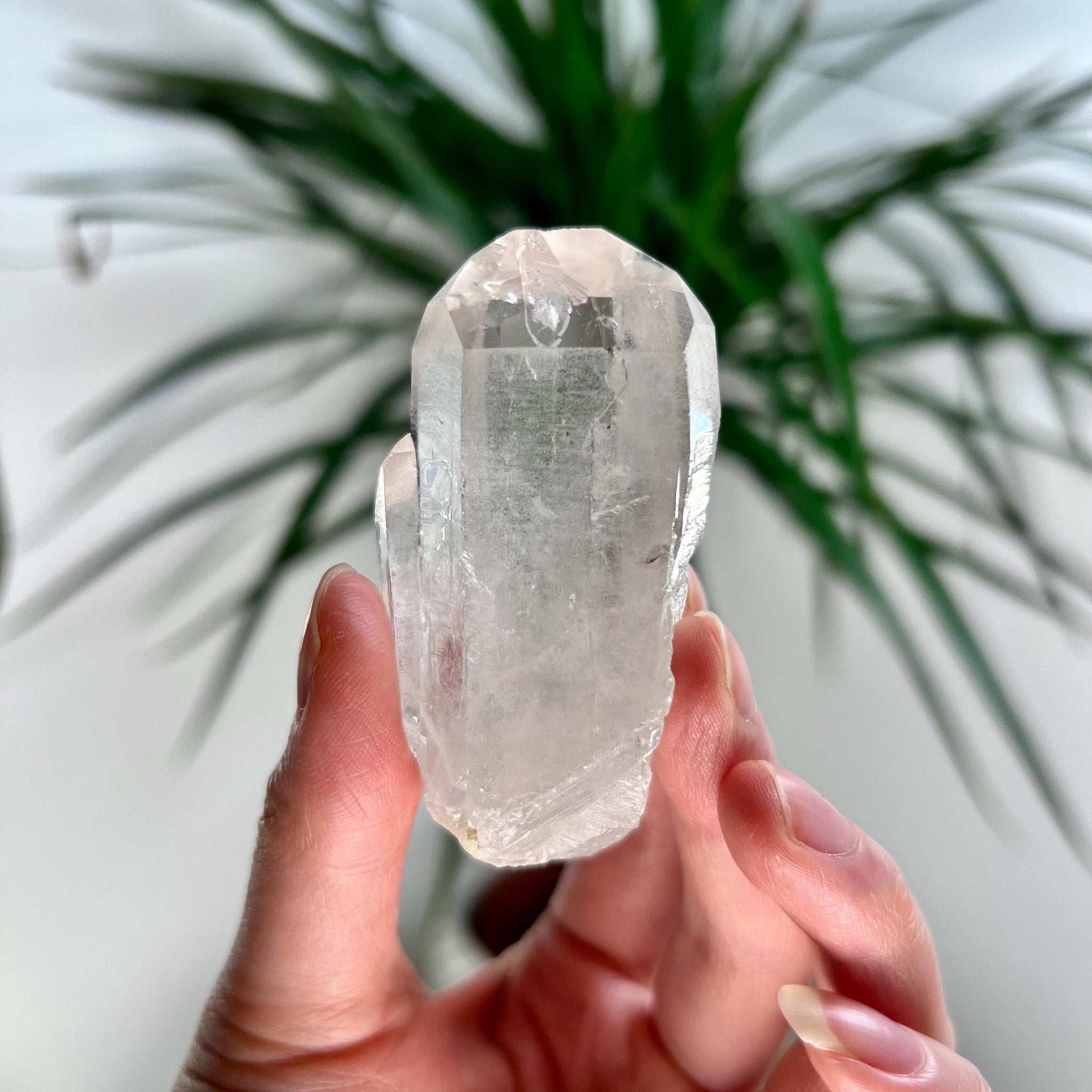 Grade AA Cathedral Lemurian Quartz Point with Rainbow and Triangle RECORD KEEPERS, Akashic Record Access - LCC32,78g
