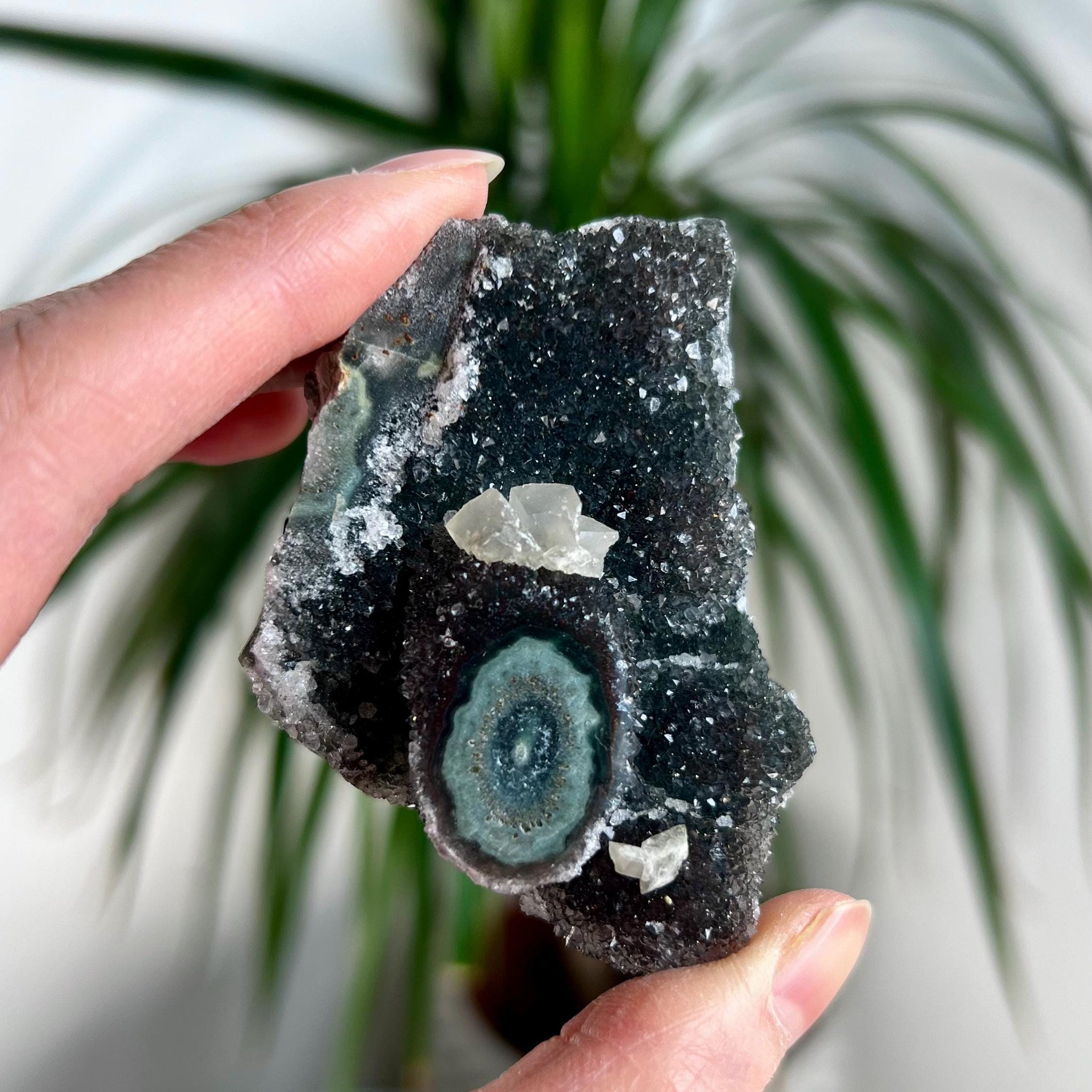 Grade AA Natural Jasper Stalactite on Druzy with Calcite Cubes – Heart, Root, and Third Eye Chakra Healing, US86, 103g