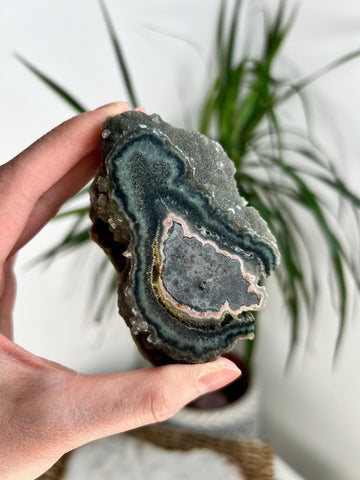 Grade AA Natural Green Druzy Jasper Stalactite Eye with Calcite from Uruguay – Rainbow Amethyst, Heart, Sacral and Root Chakra, US99, 185g