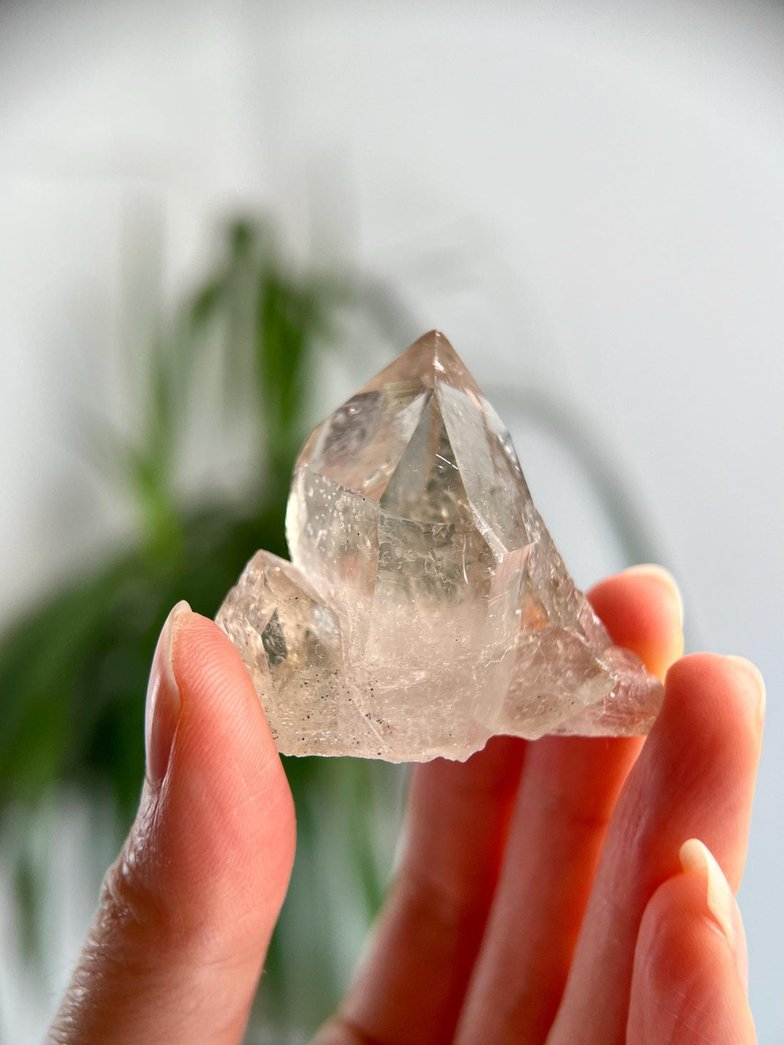 Grade AA+ Natural Etched Smoky Quartz Cluster from Bahia, Brazil SCC04, 34g