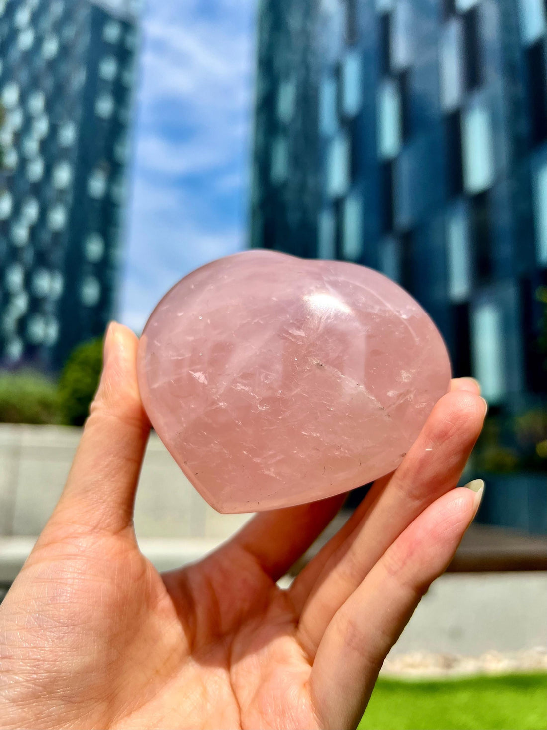 Grade A Rose Quartz Heart with Rainbow & Starlight | High-Vibe Crystal from Madagascar | Love • Healing • Radiance, RH25, 295g